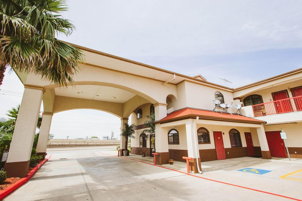 Palace Inn - Baytown I-10 ภายนอก รูปภาพ