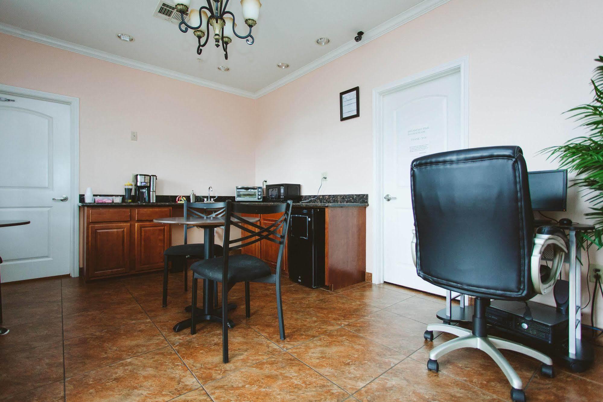 Palace Inn - Baytown I-10 ภายนอก รูปภาพ