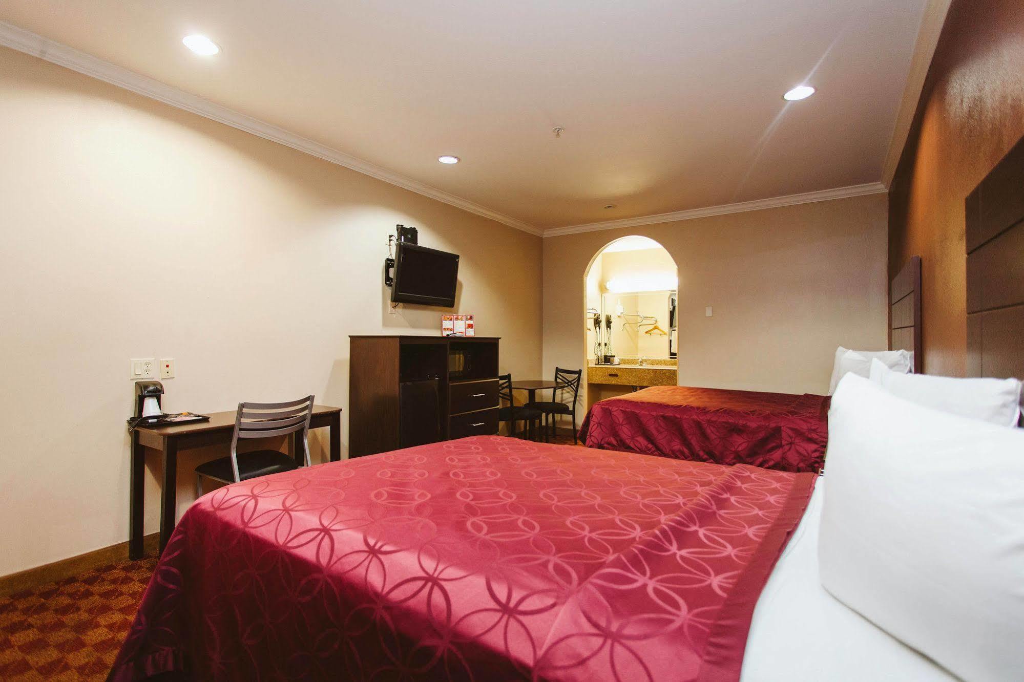Palace Inn - Baytown I-10 ภายนอก รูปภาพ